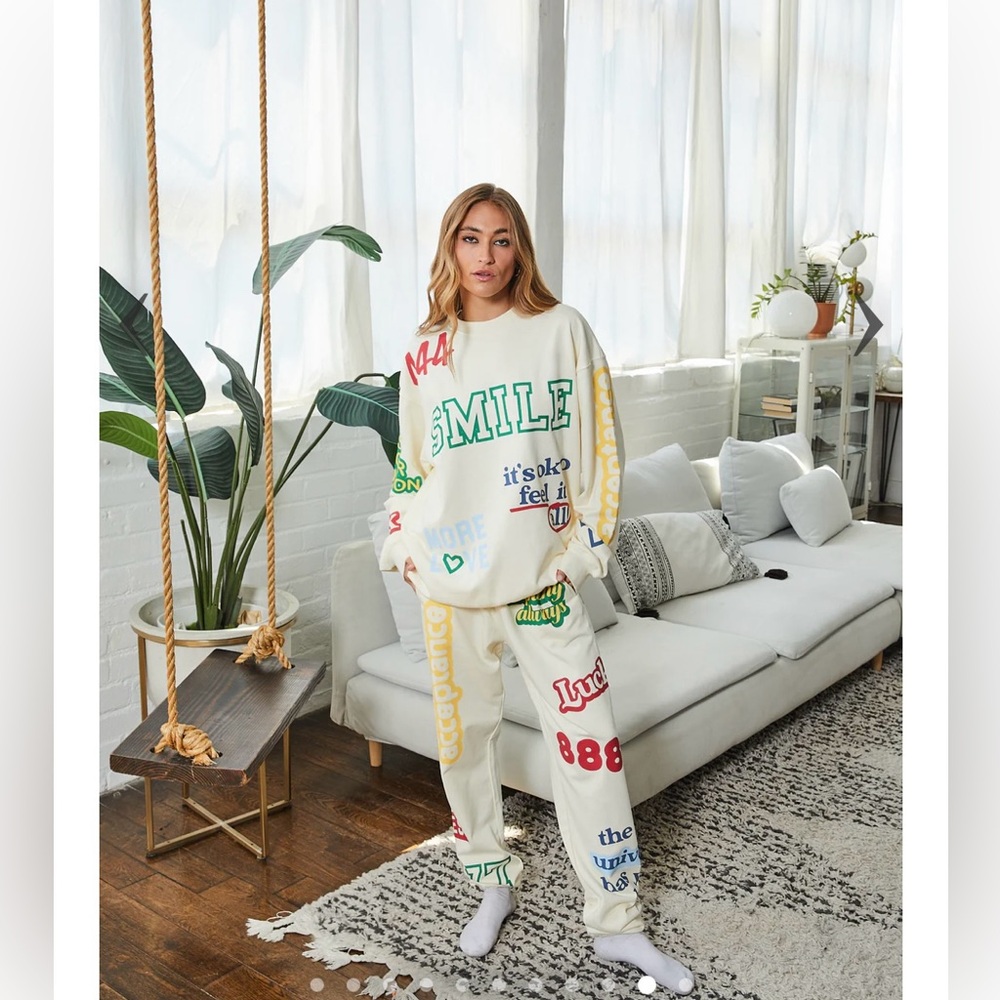 Colorful Graphic Women's Sweat Set